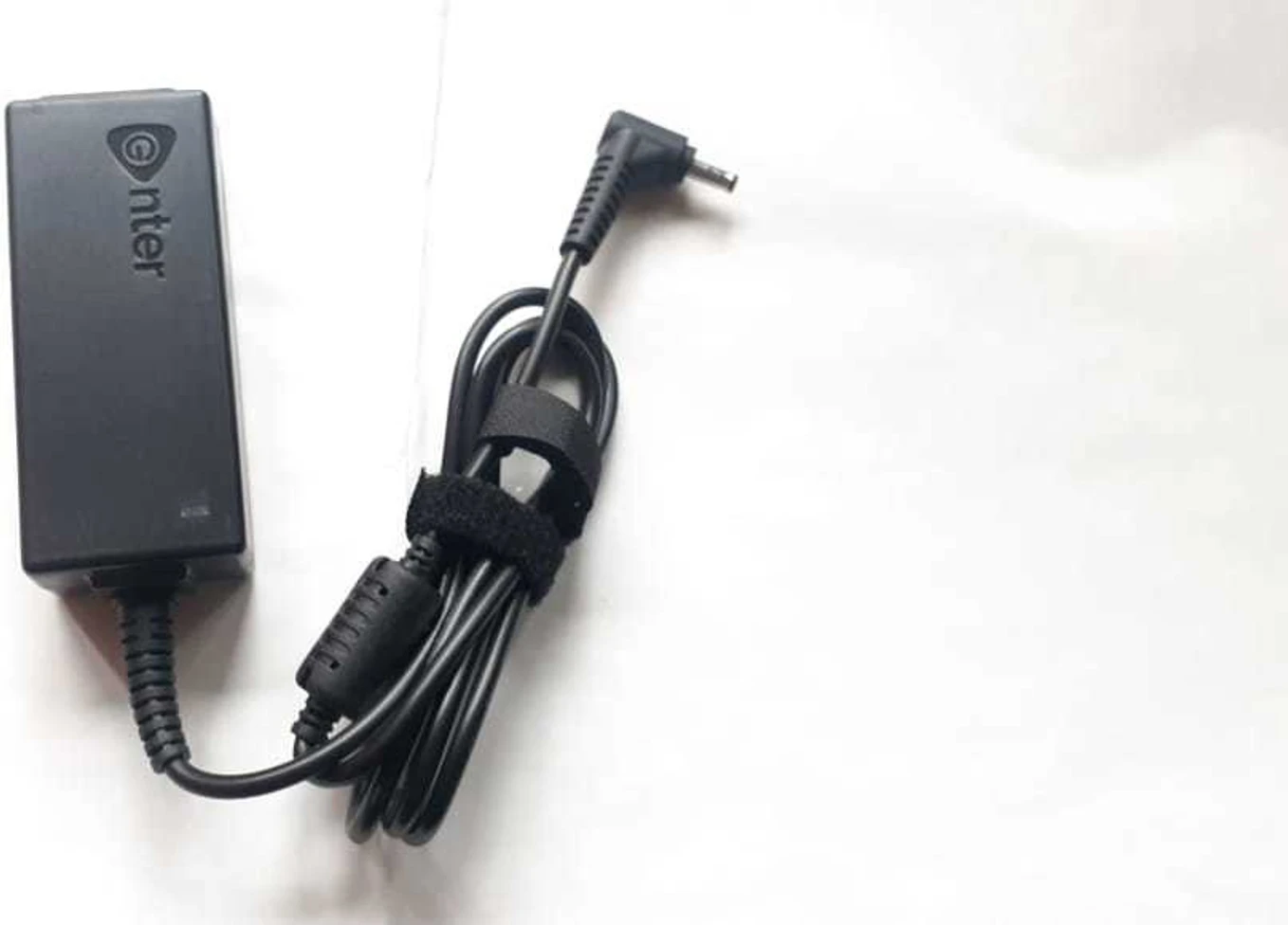 Enter LAPTOP ADAPTER FOR DELL HP 90W 19V 4.74A ( 90 W Adapter) EN90HP